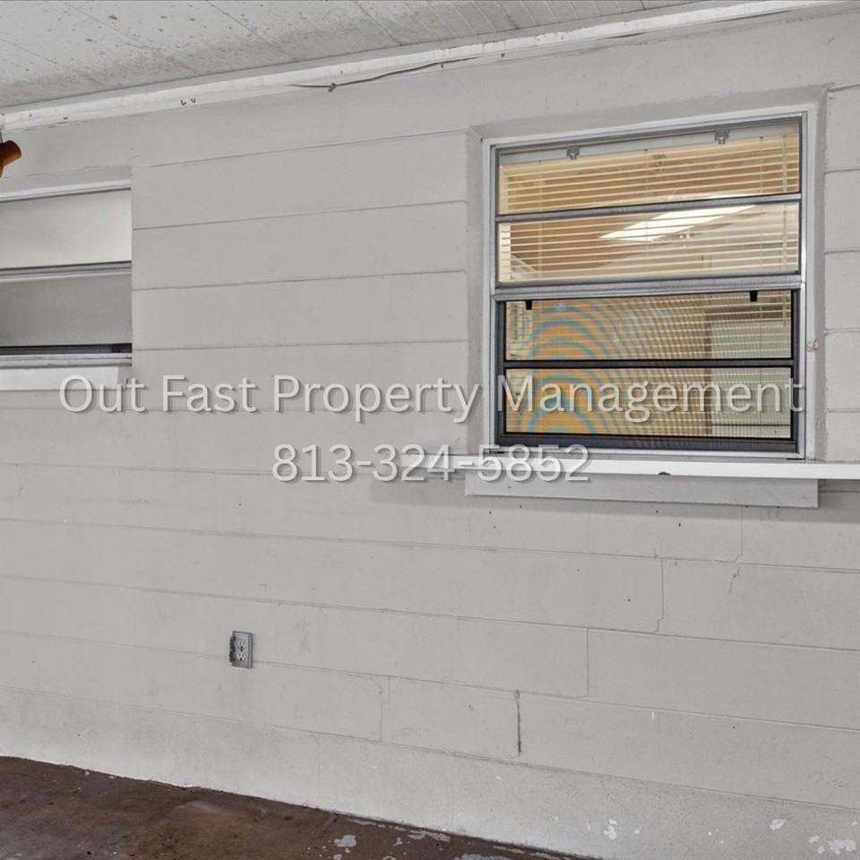 9501 Gray Fox Ln - Photo 7 of 50