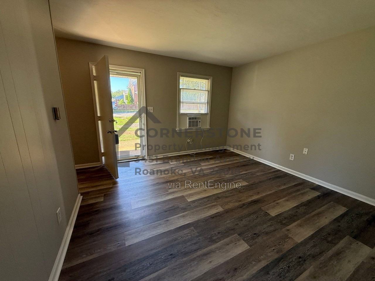 2503 Delano St Ne - Photo 6 of 11