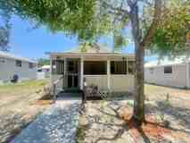 907 S Washington Ave - Photo 1 of 1