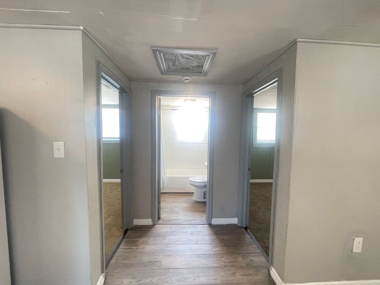 907 S Washington Ave - Photo 6 of 23