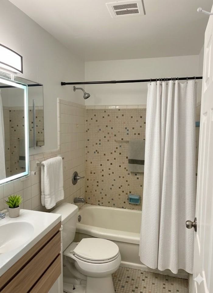 4821 Reading Road - Photo 2 of 7
