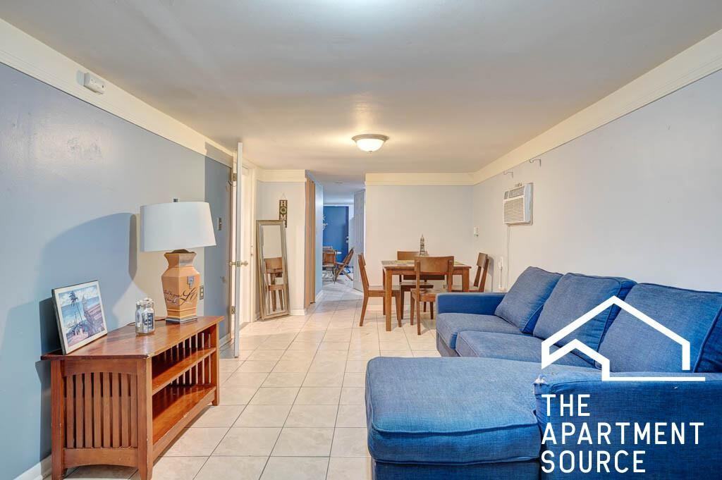 2837 N Francisco Ave #G - Photo 5 of 27