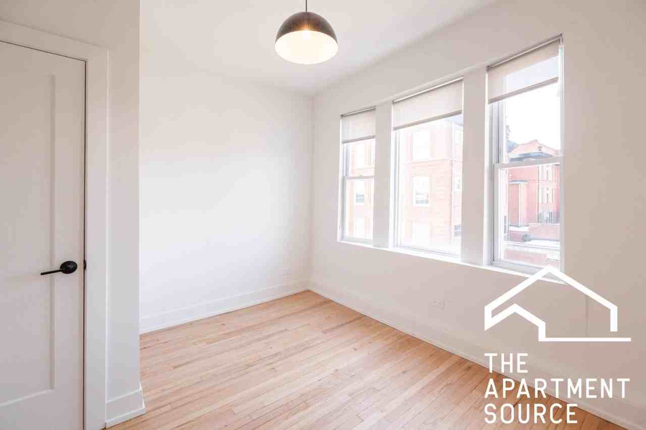2313 N Albany Ave #3 - Photo 5 of 21