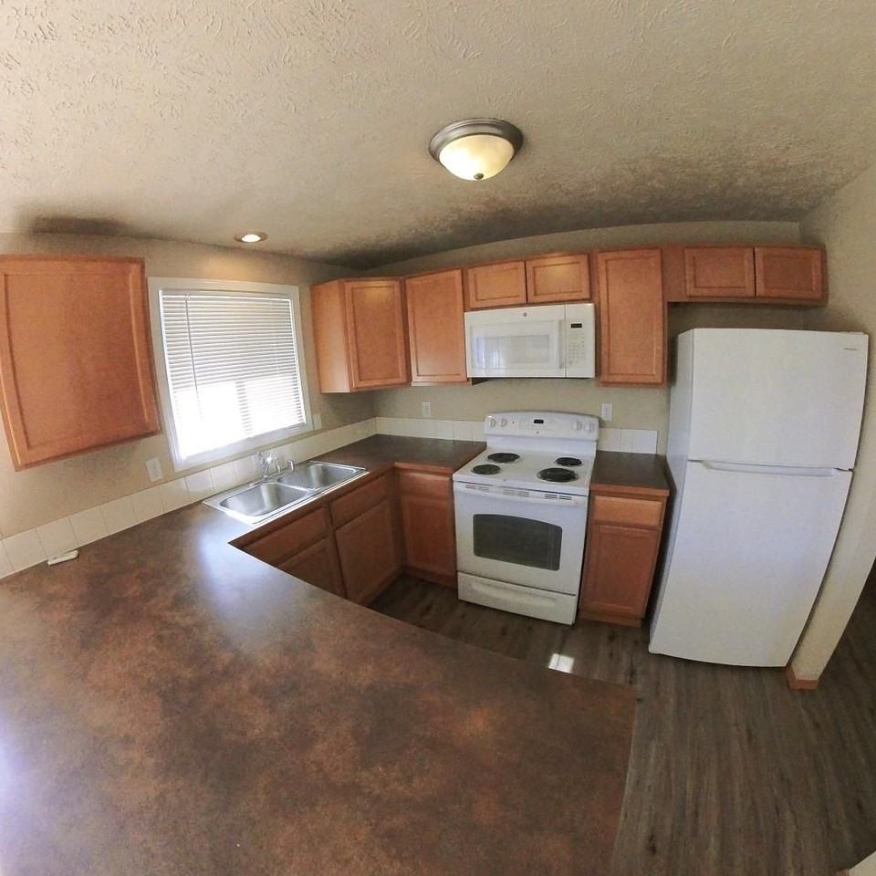 10818 E Nora Ave - Photo 3 of 23