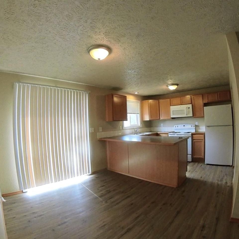 10818 E Nora Ave - Photo 6 of 23