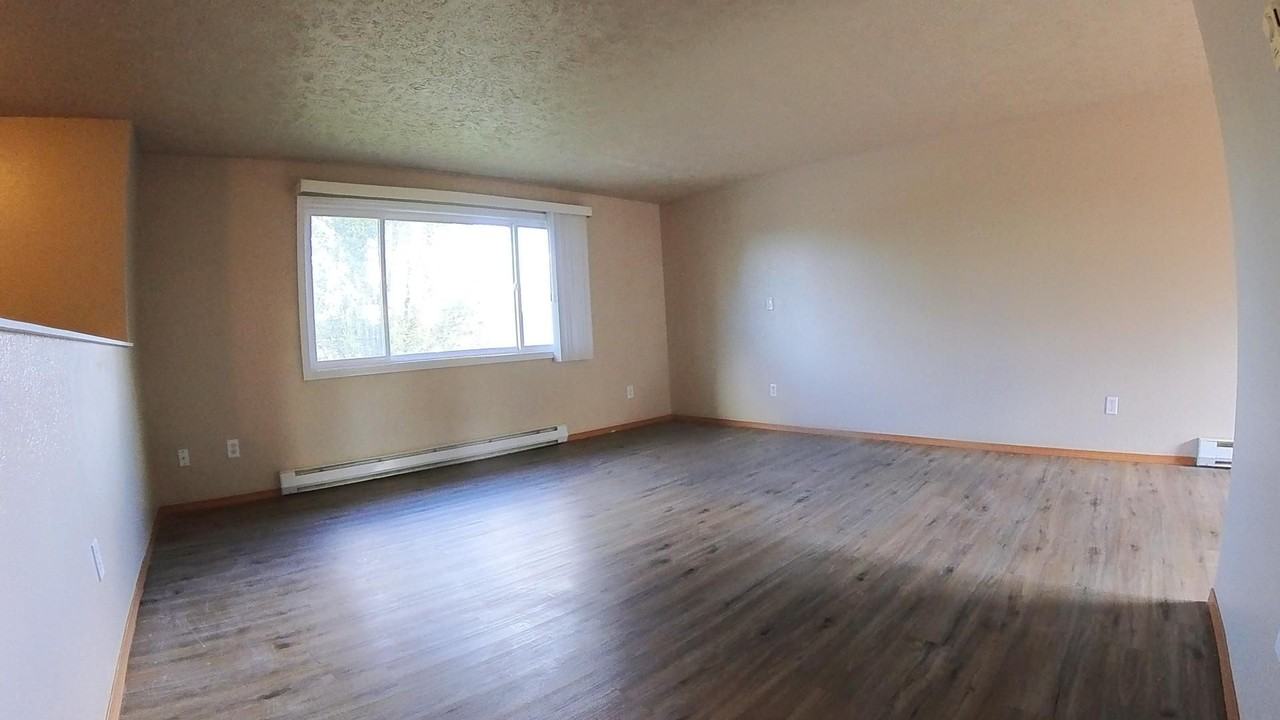 10818 E Nora Ave - Photo 7 of 23