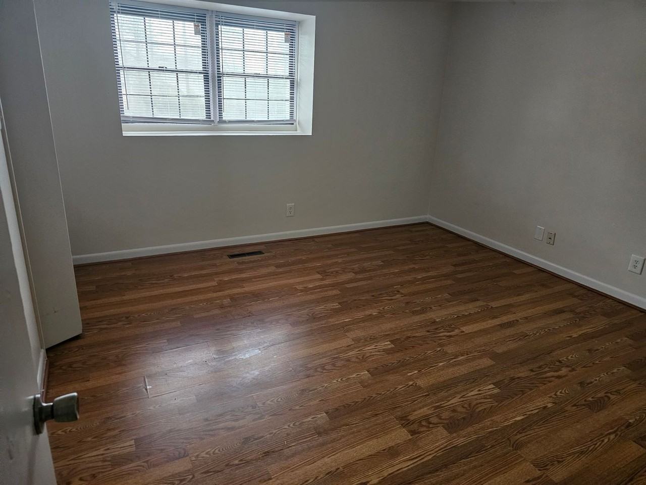 2719 Reynolds Park Rd - Photo 5 of 11