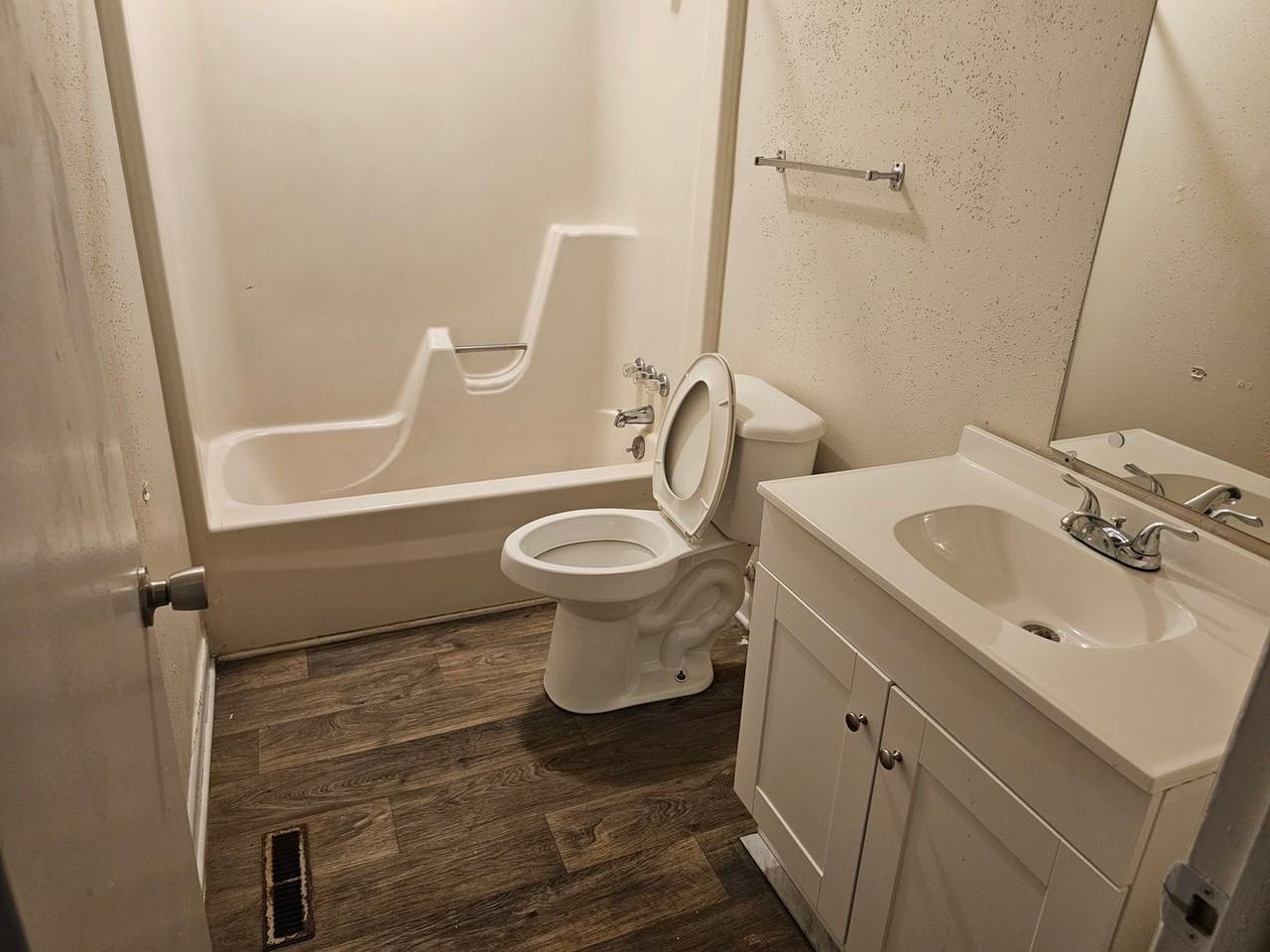2719 Reynolds Park Rd - Photo 6 of 11