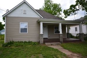 featured image of 1237 E Blaine St