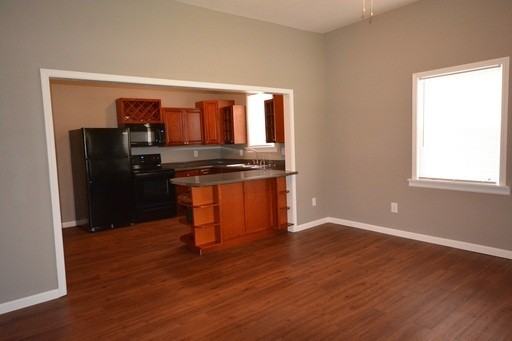 1237 E Blaine St - Photo 3 of 13