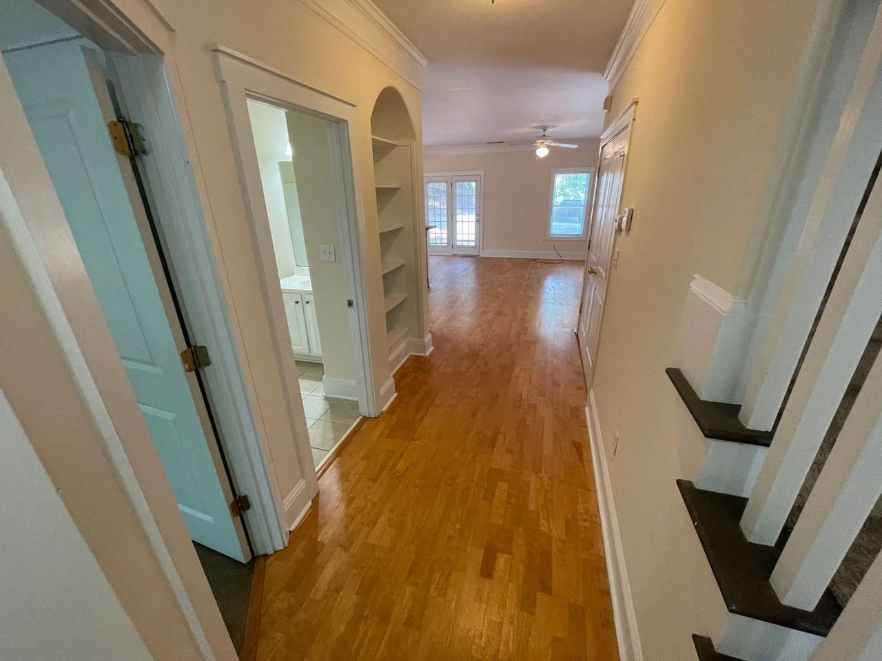 212 Ruth Dr - Photo 2 of 23