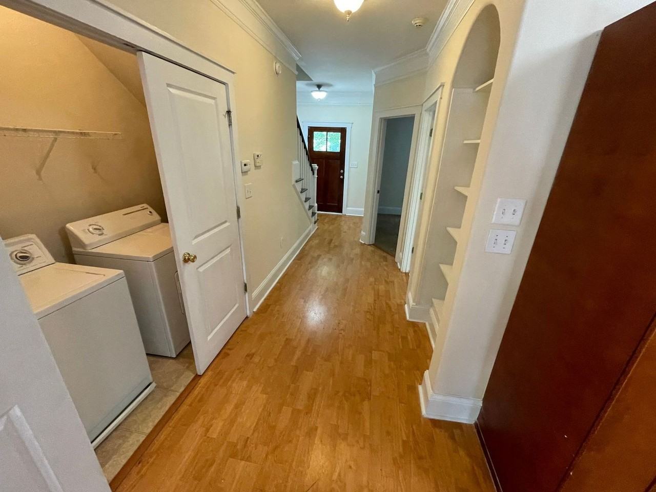 212 Ruth Dr - Photo 3 of 23