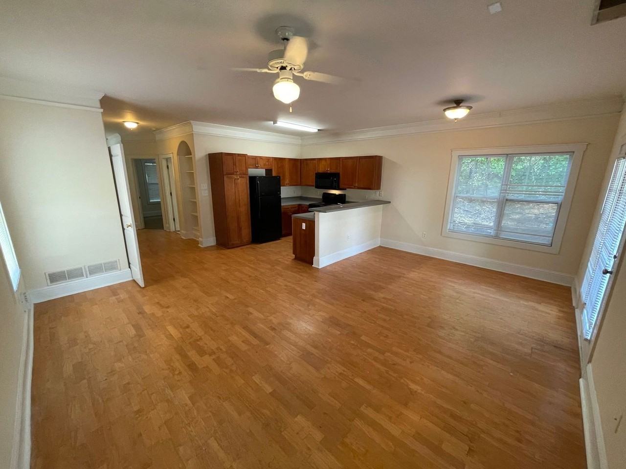212 Ruth Dr - Photo 5 of 23