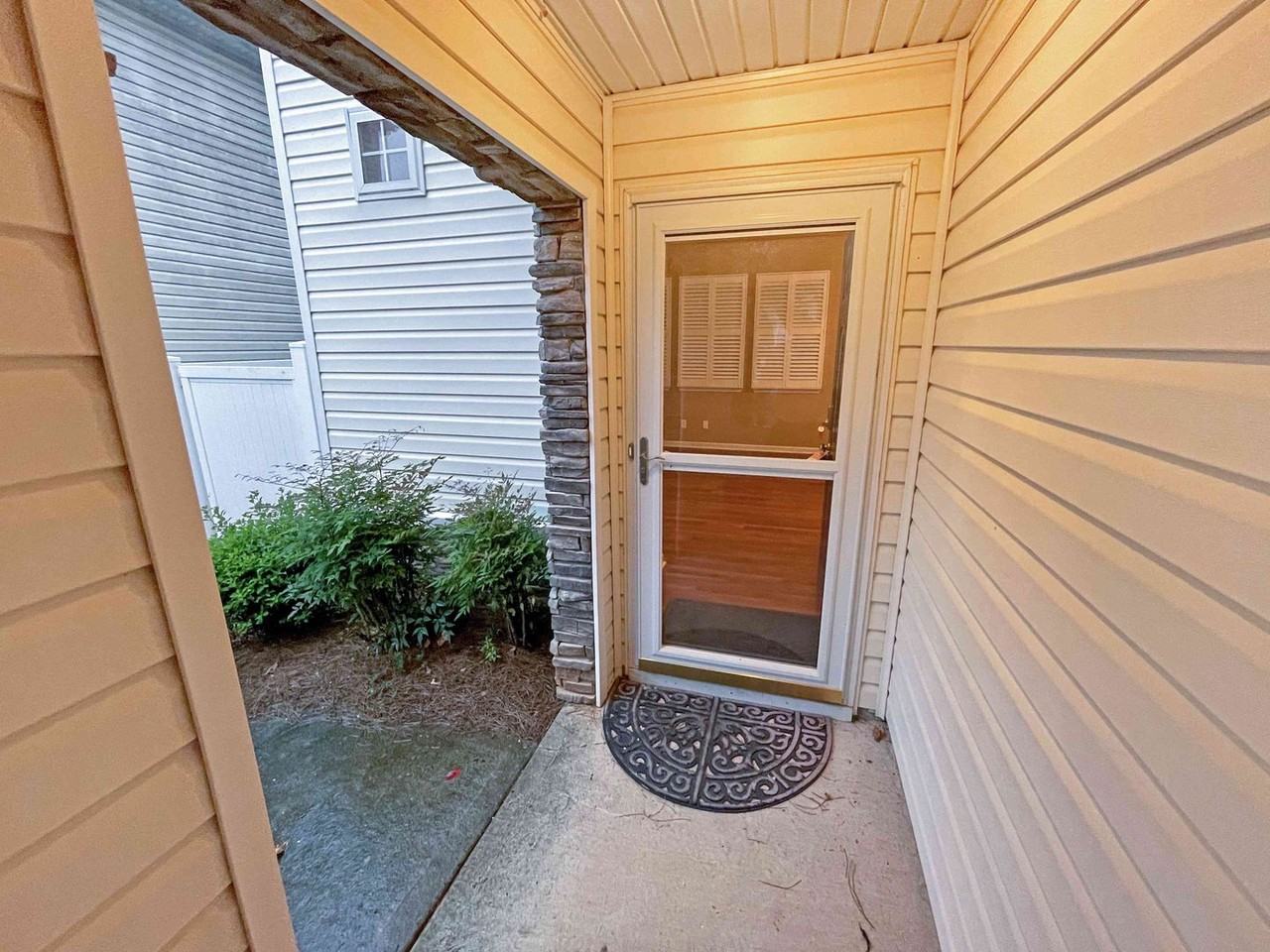 182 Windcroft Ct Nw - Photo 4 of 24