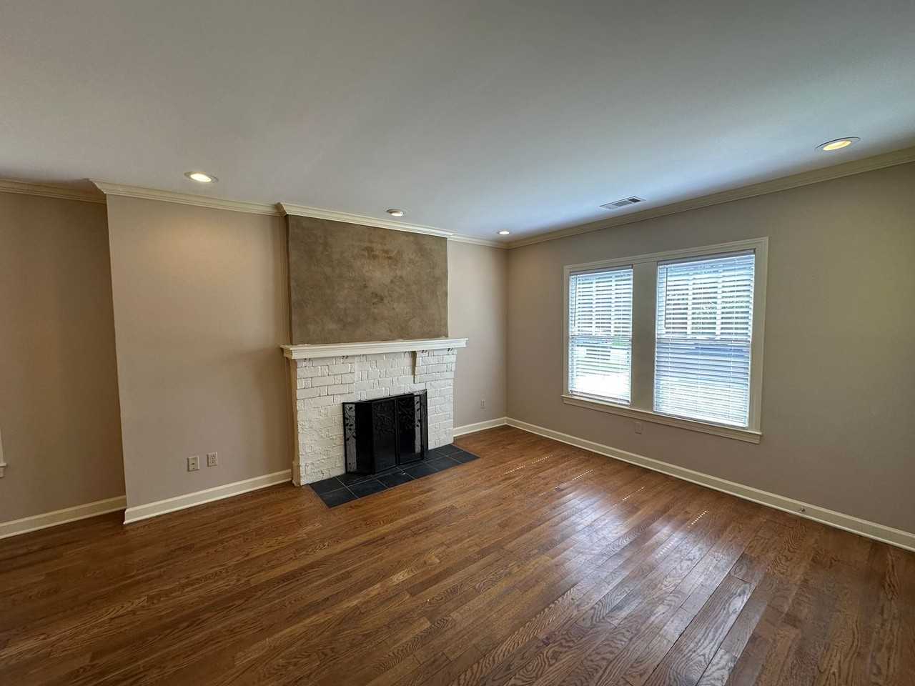 3566 Carnes Ave - Photo 4 of 17