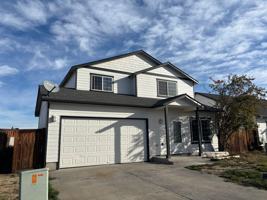 featured image of 1403 Nw Teal Loop
