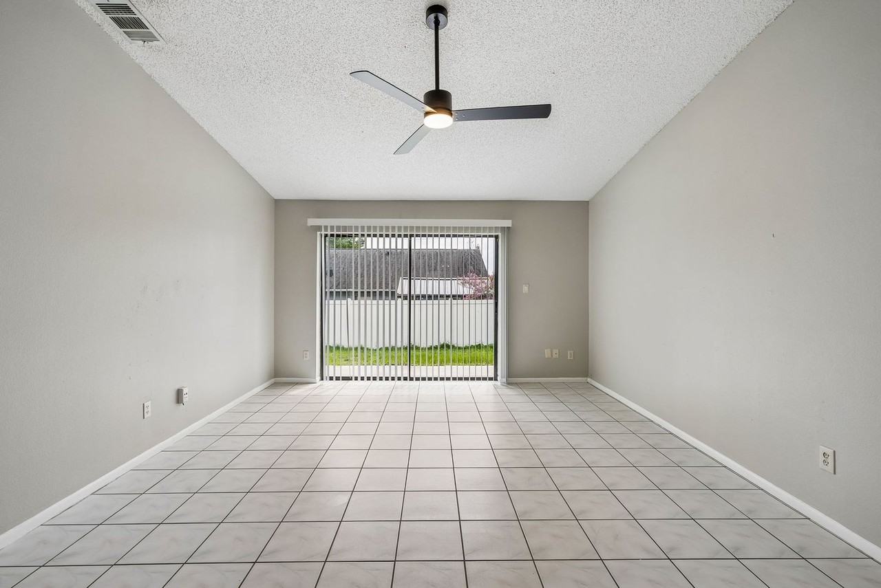 1008 Olliff Way - Photo 5 of 20