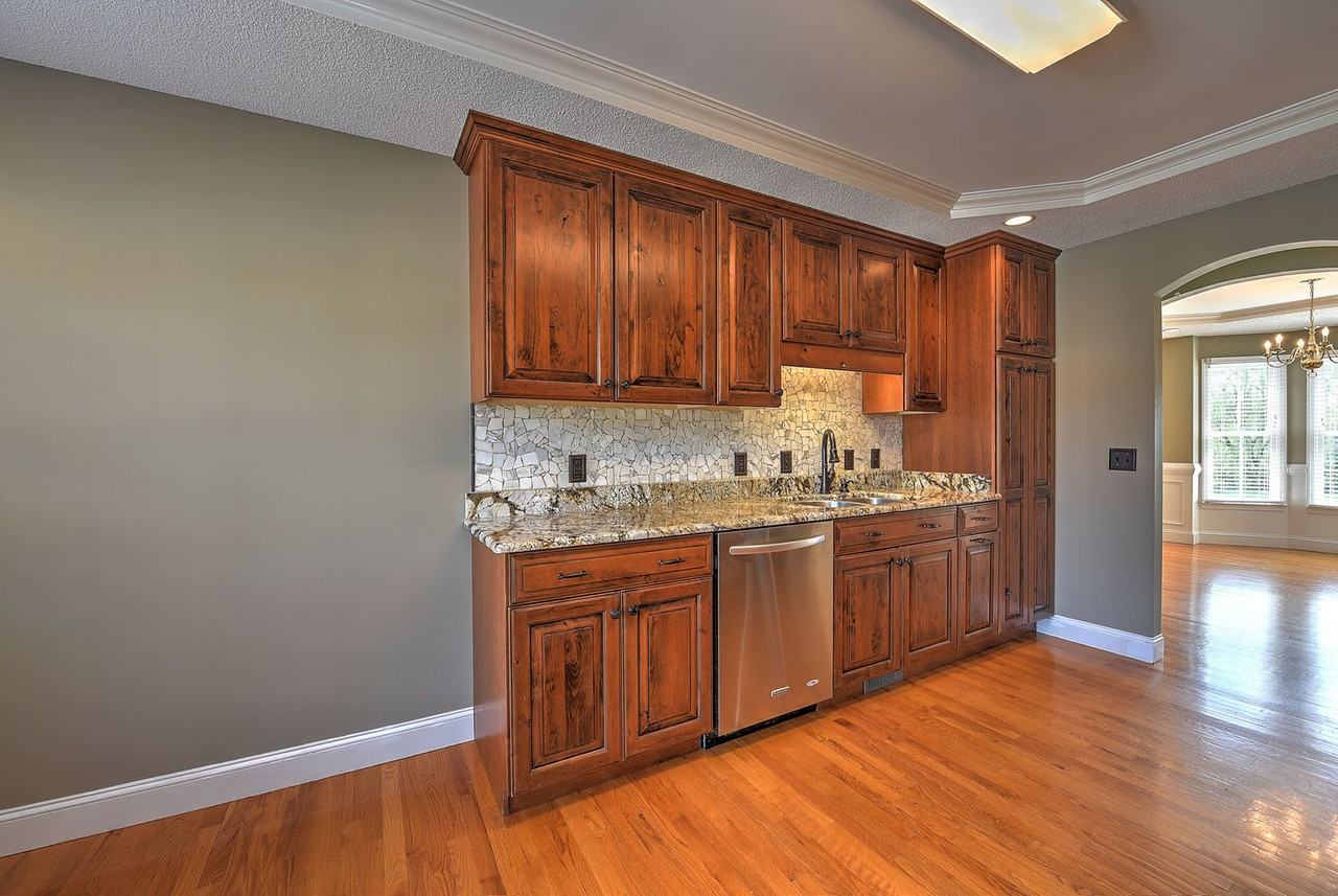 4532 Palomino Dr - Photo 7 of 46