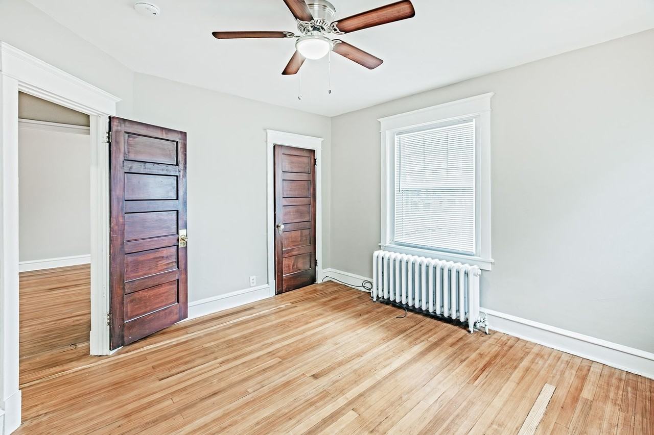 2302 N Harrison St #2 - Photo 7 of 11