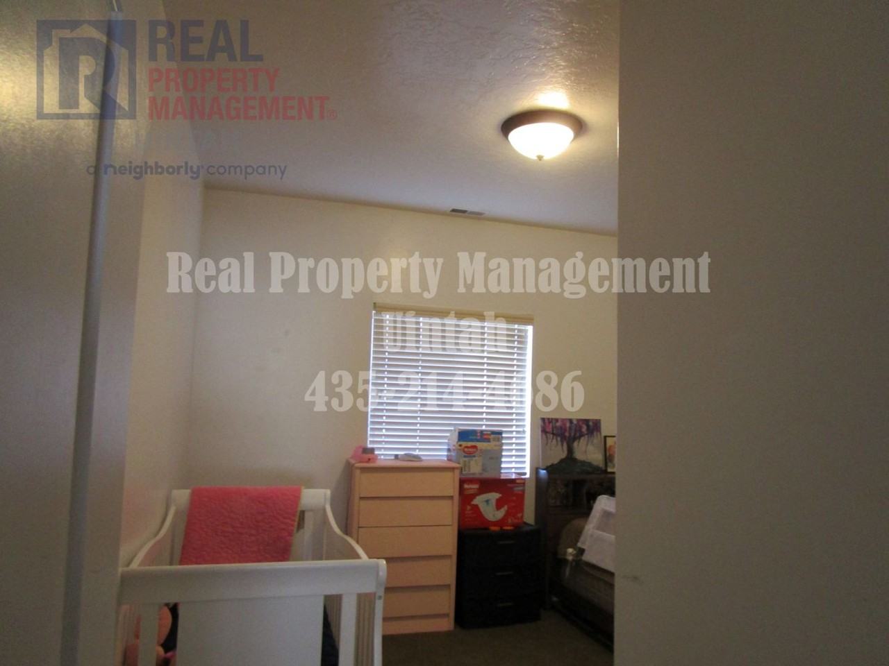 430 E 700 S - Photo 6 of 9