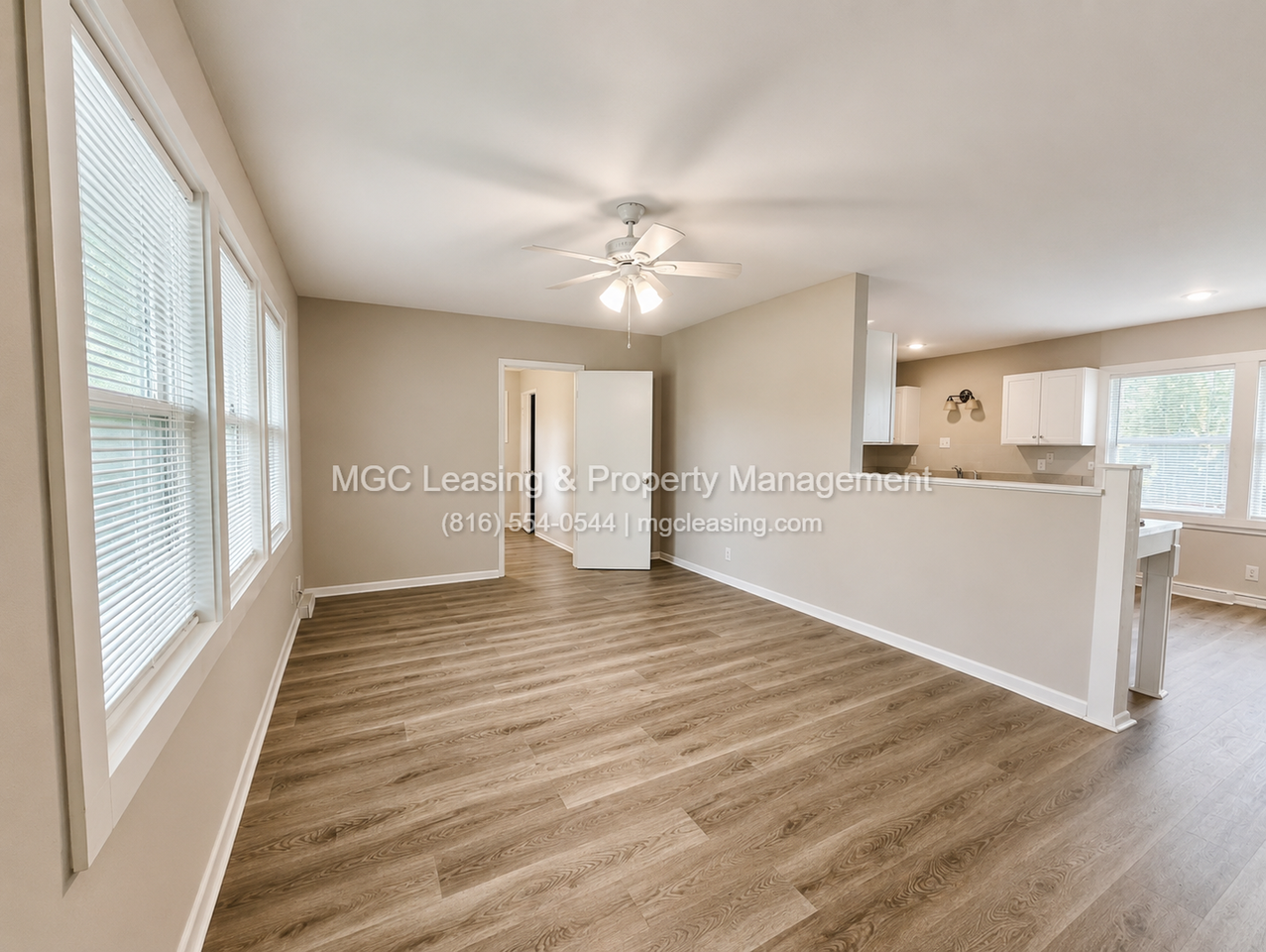 228 Sw Mcclendon Dr - Photo 4 of 20