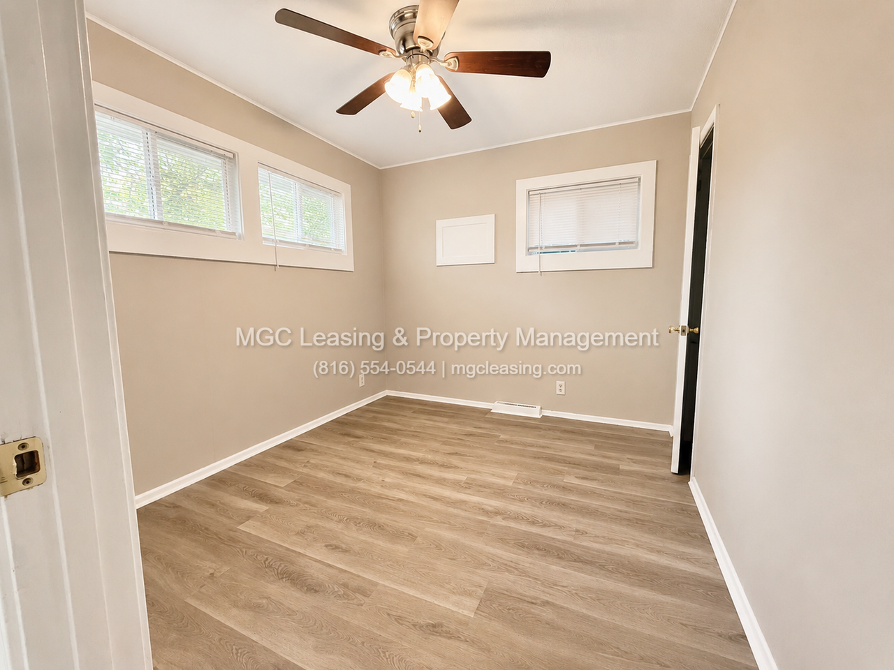 228 Sw Mcclendon Dr - Photo 7 of 20