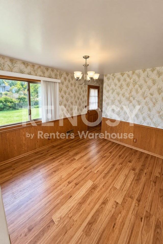 8821 62nd Ave N - Photo 5 of 16
