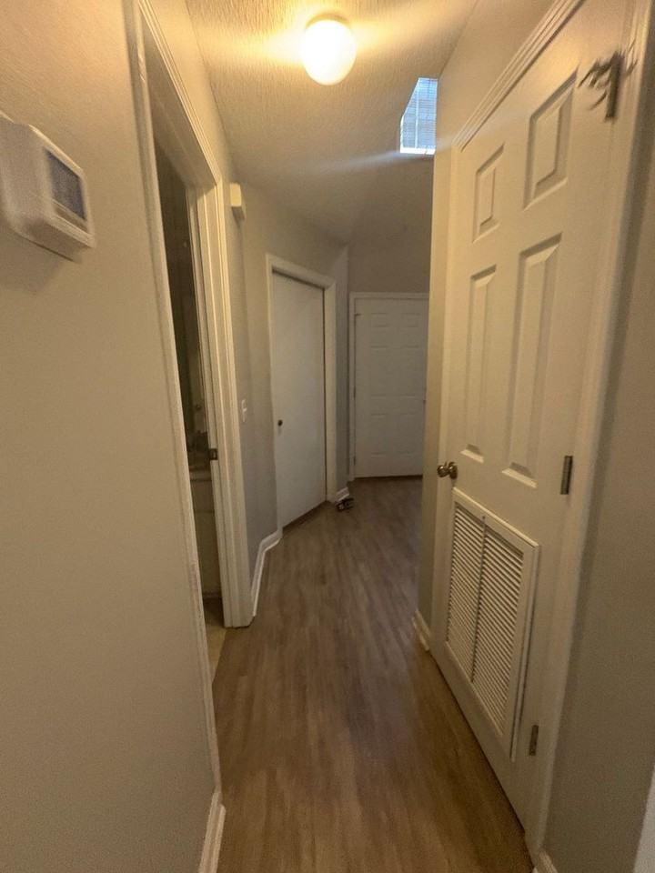 100 Pineridge Dr - Photo 4 of 23