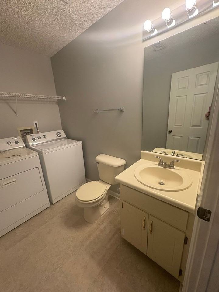100 Pineridge Dr - Photo 5 of 23