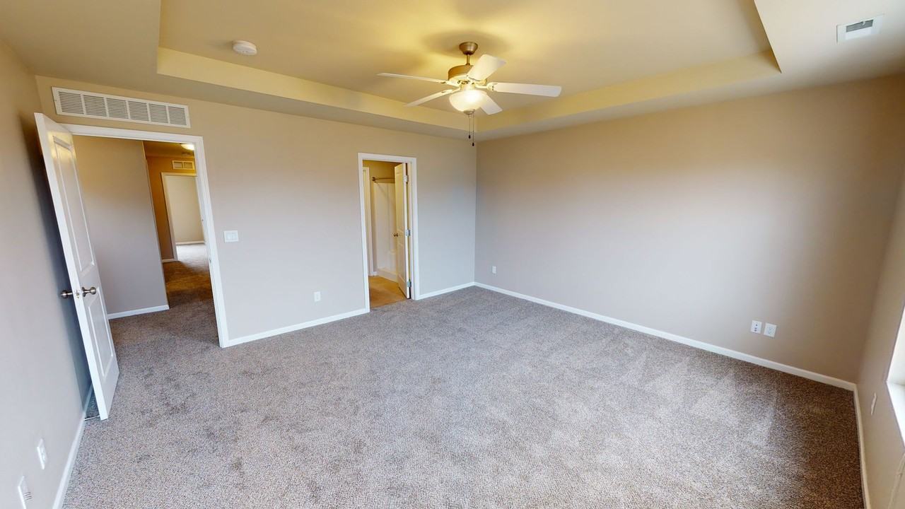 4516 Ne Milligan Ln - Photo 7 of 13