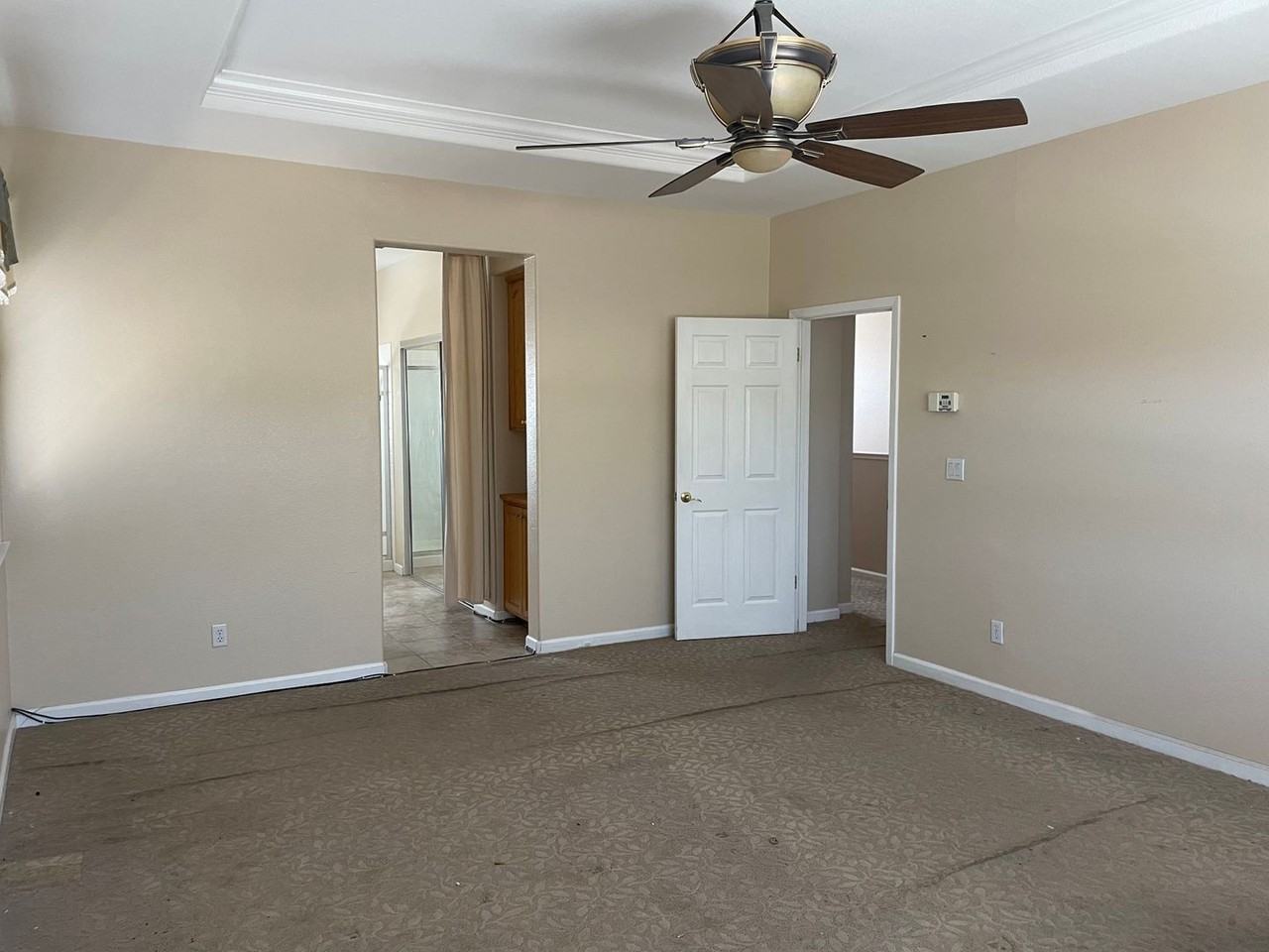 2385 Saffron Ct - Photo 2 of 13