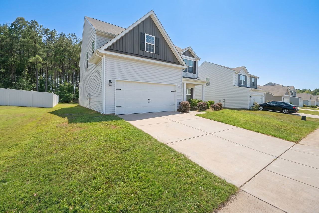 1215 Culver Spring Way - Photo 3 of 38