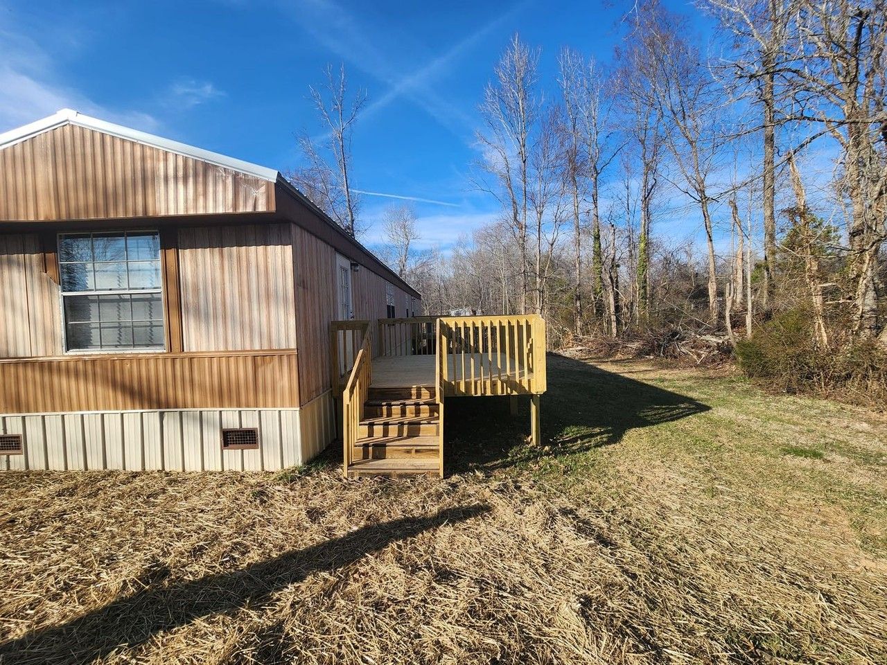 375 Sunset Ave - Photo 3 of 14