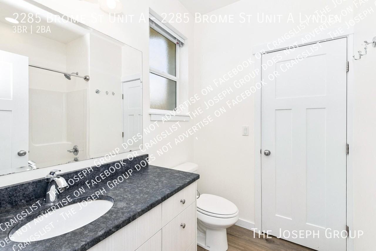 2285 Brome St Unit A - Photo 6 of 18