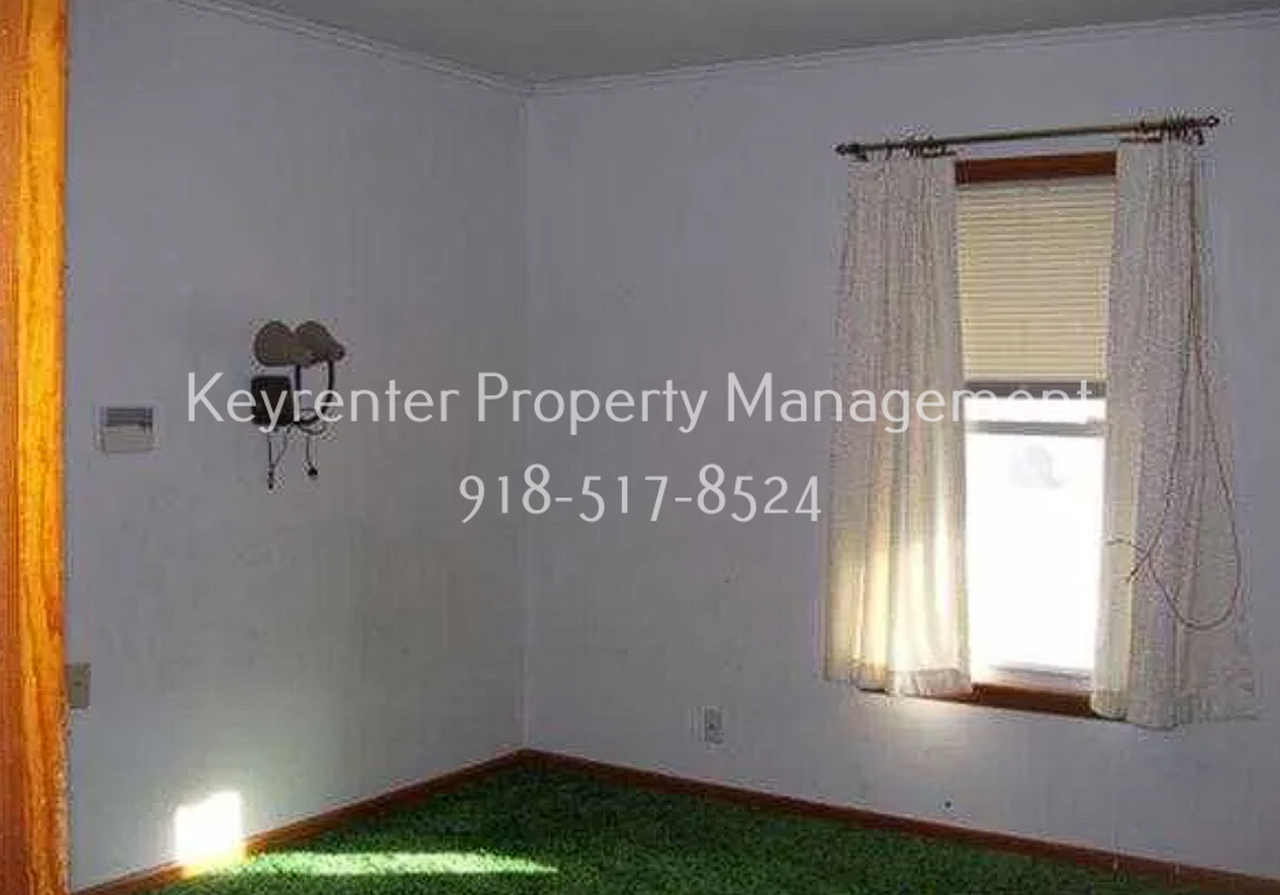7887 E Jasper St - Photo 3 of 6