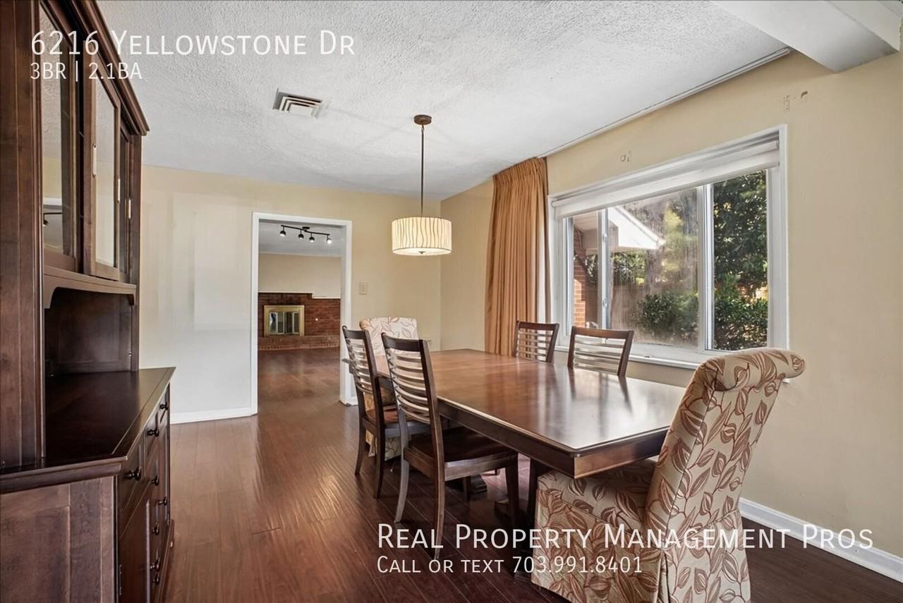 6216 Yellowstone Dr - Photo 5 of 50