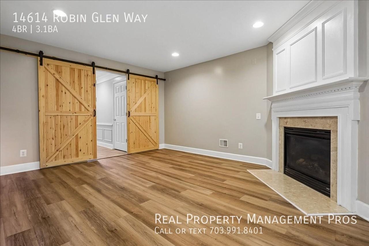 14614 Robin Glen Way - Photo 5 of 36