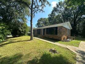 111 Curtis Cir - Photo 1 of 1
