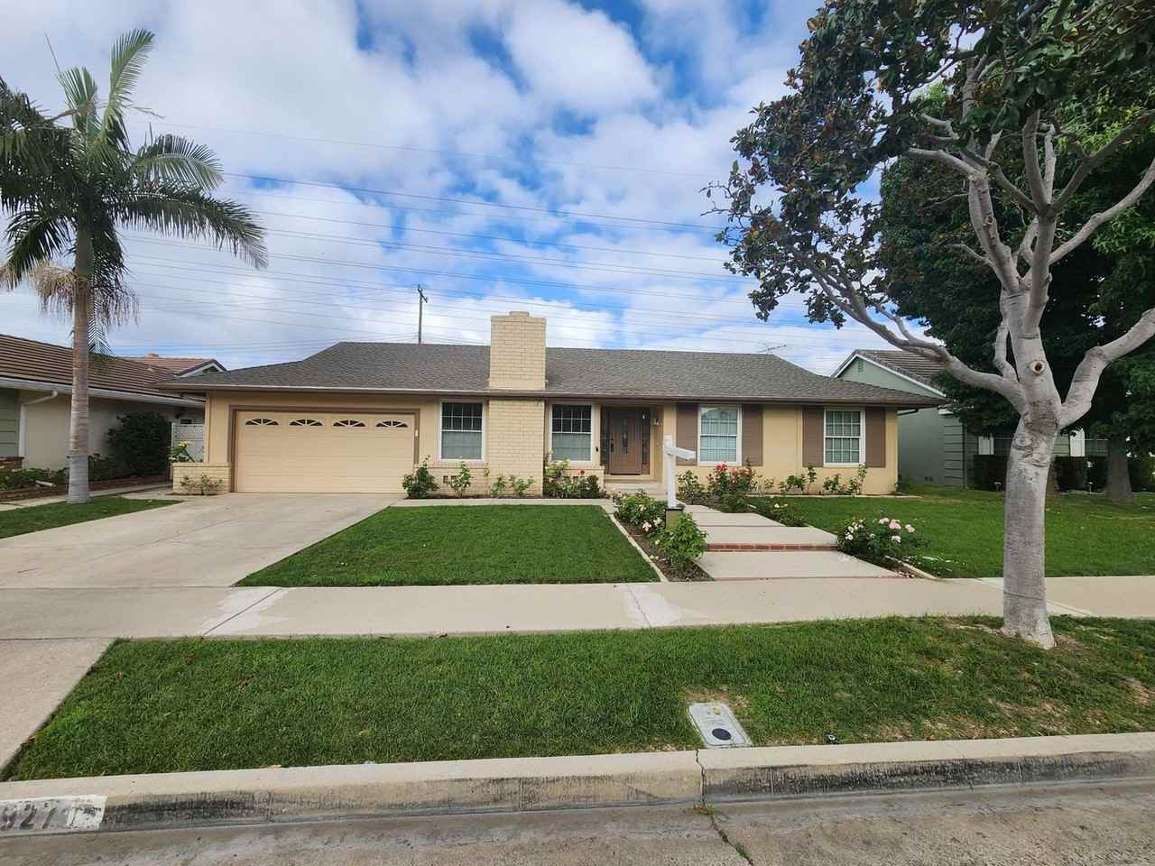 18927 Santa Mariana St - Photo 2 of 29