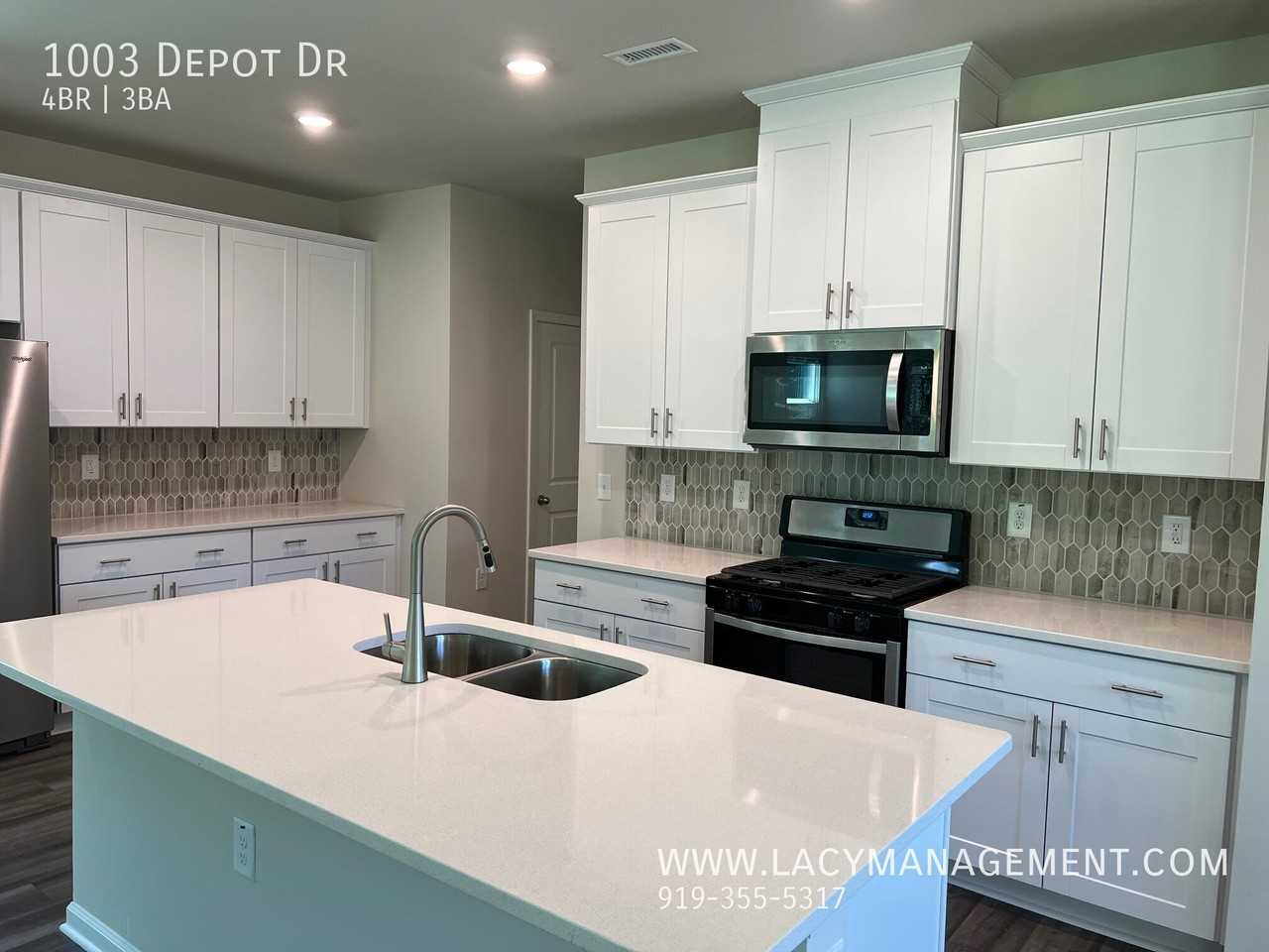 1003 Depot Dr - Photo 6 of 25