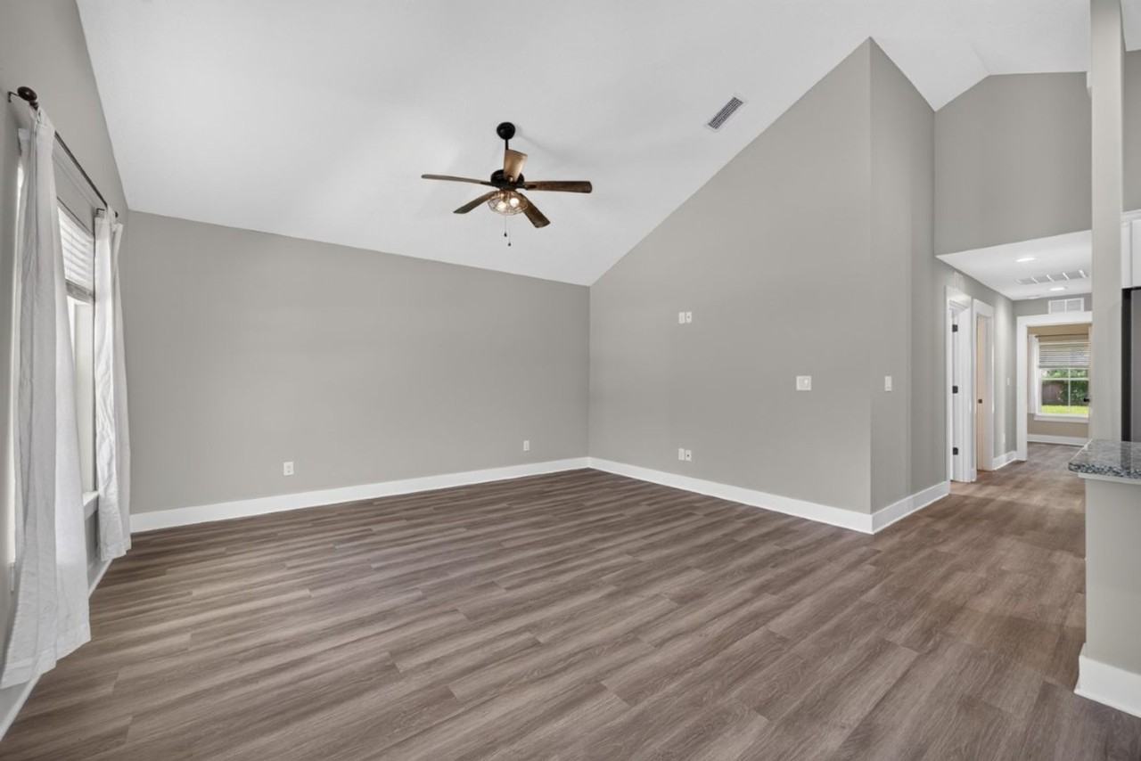 2855 N 8th St - Photo 5 of 23