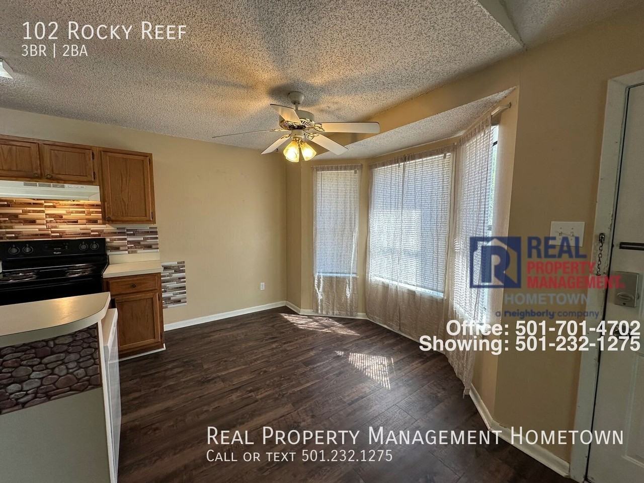 102 Rockyreef Cir - Photo 3 of 13