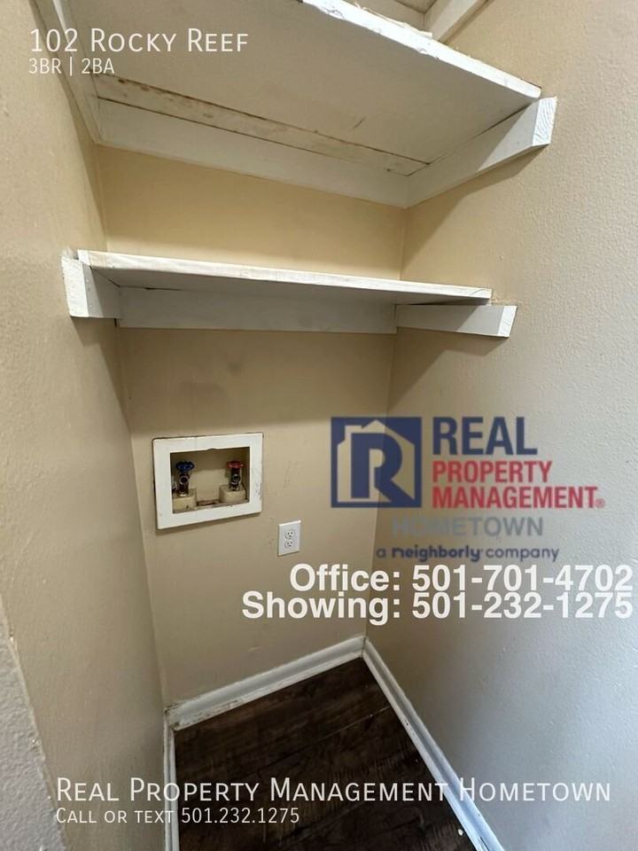 102 Rockyreef Cir - Photo 5 of 13