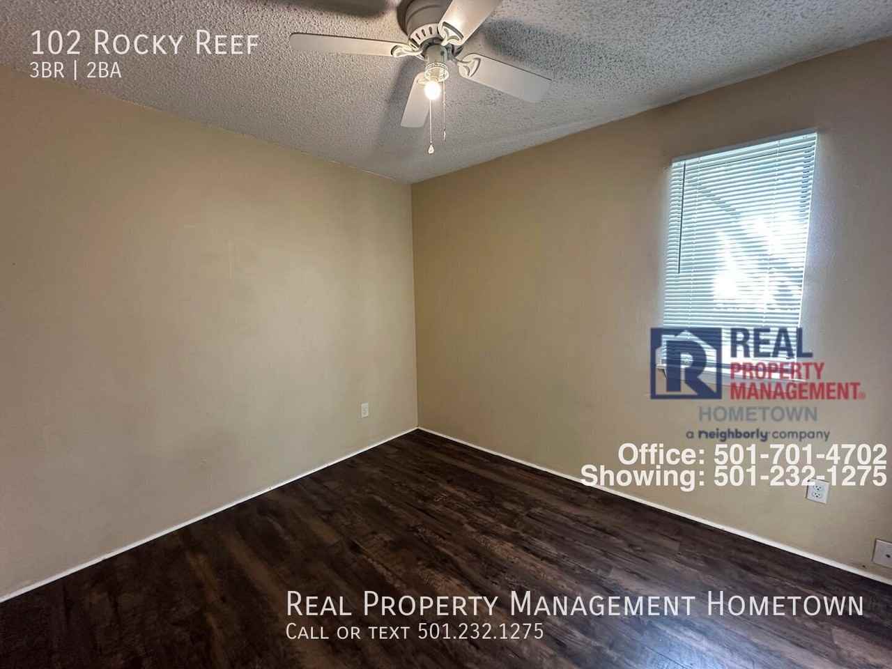 102 Rockyreef Cir - Photo 6 of 13
