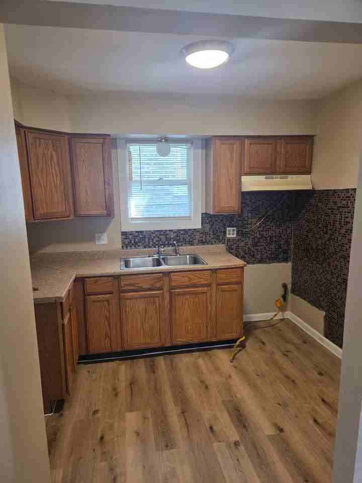 7514 S Winchester Ave - Photo 6 of 20