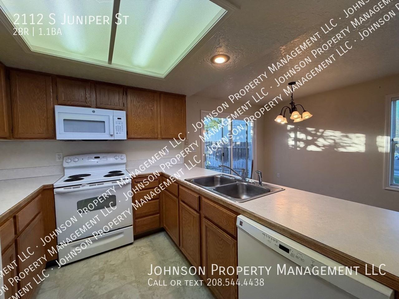 2112 S Juniper St - Photo 2 of 10