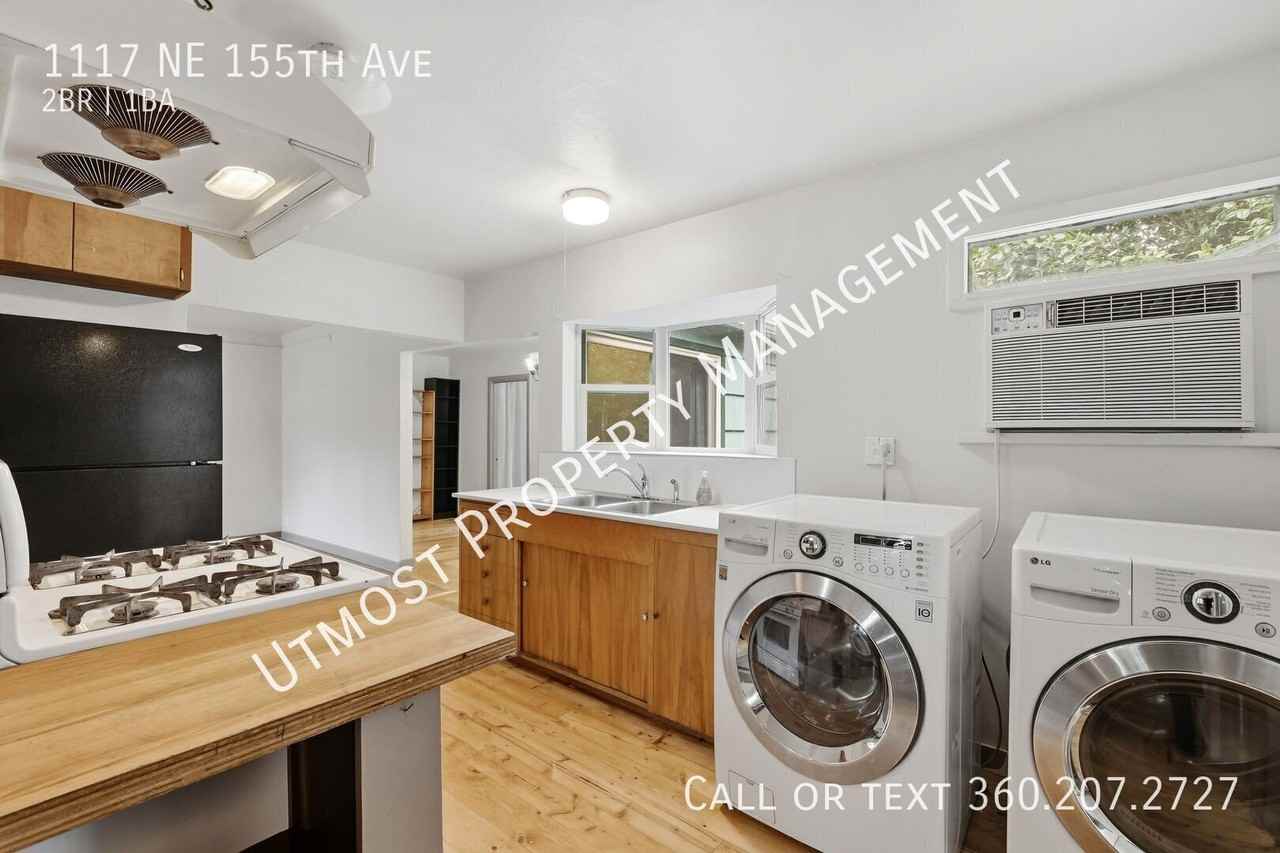 1117 Ne 155th Ave - Photo 3 of 12