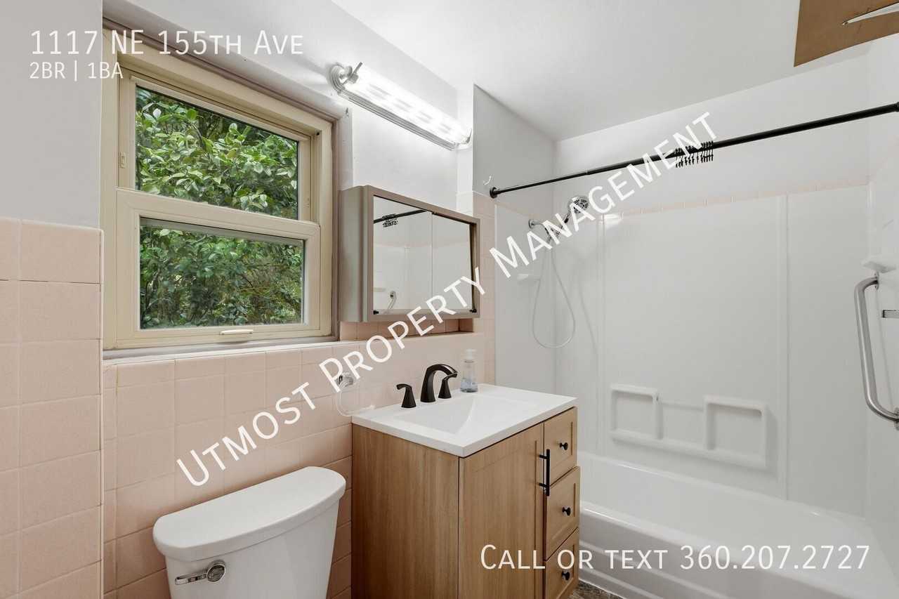 1117 Ne 155th Ave - Photo 7 of 12