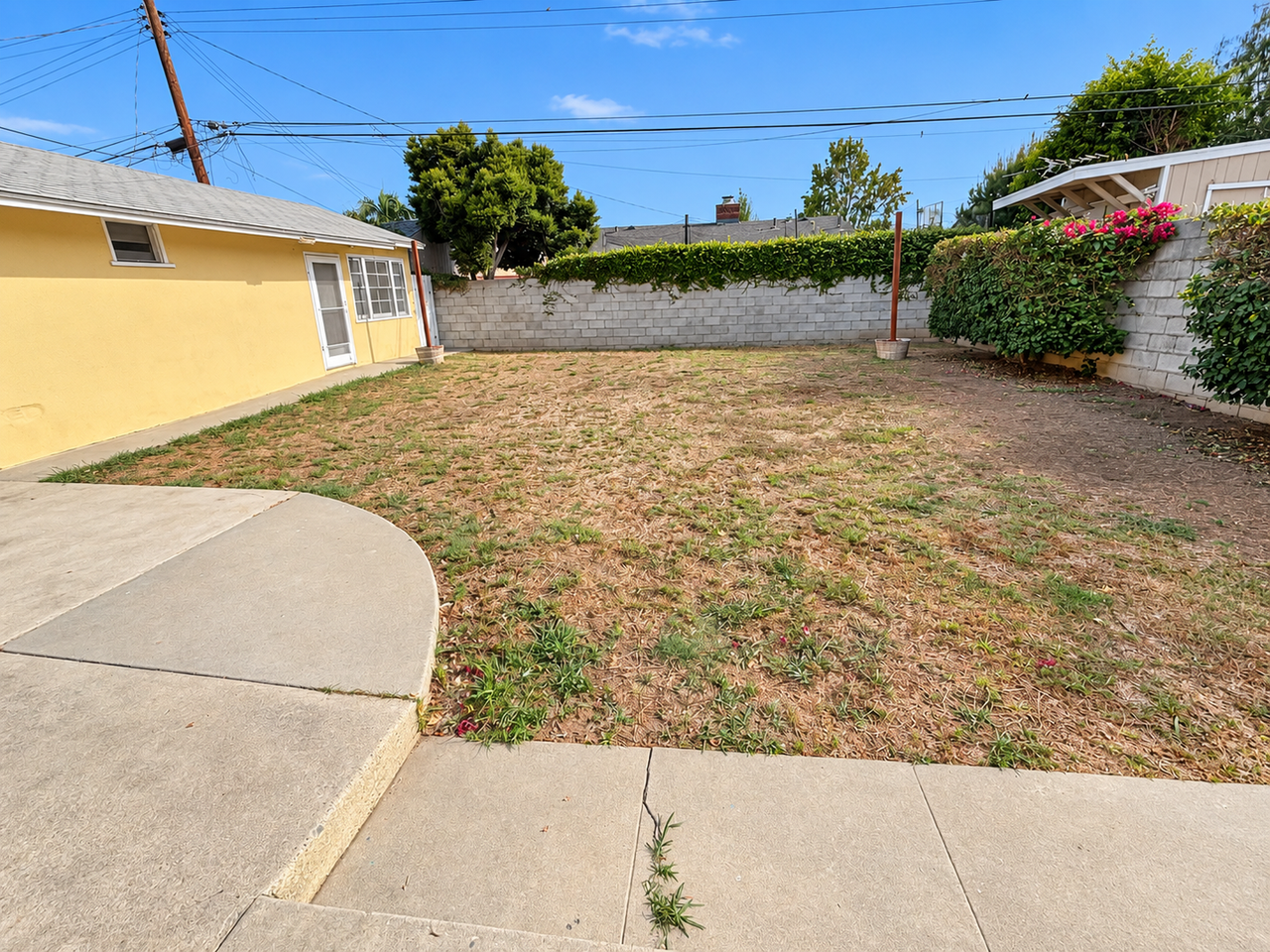 14345 Ramo Dr - Photo 4 of 11