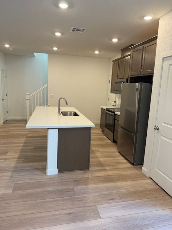 2503 Galactic Ln - Photo 3 of 13